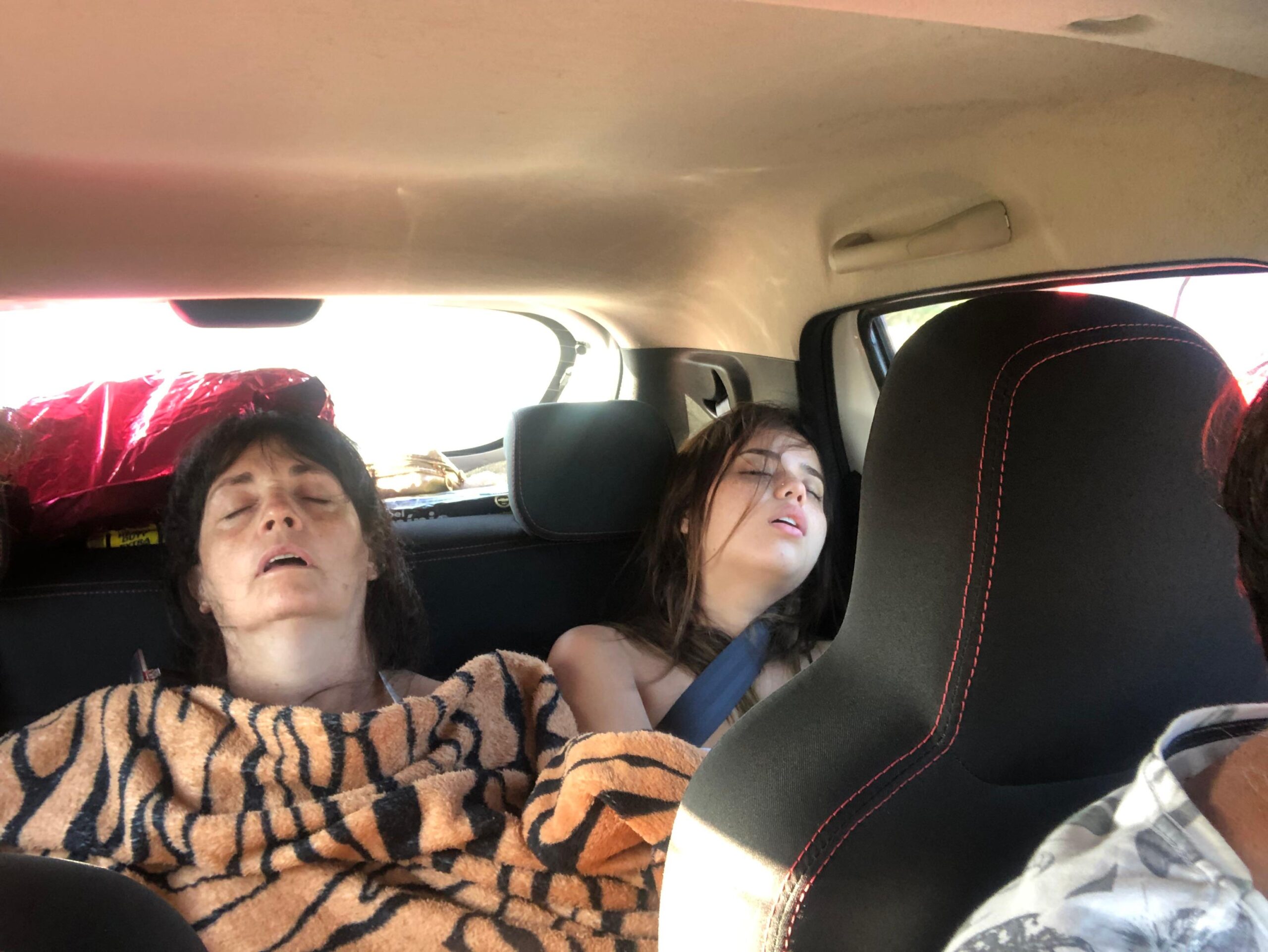 WhatsApp Image 2025-12-27 at 17.41.02 (5)